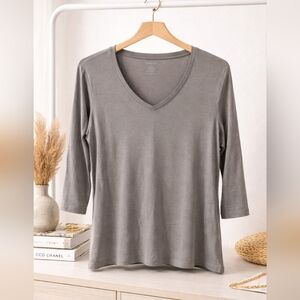 St. John's Bay Charcoal V-Neck Long Sleeve Tee